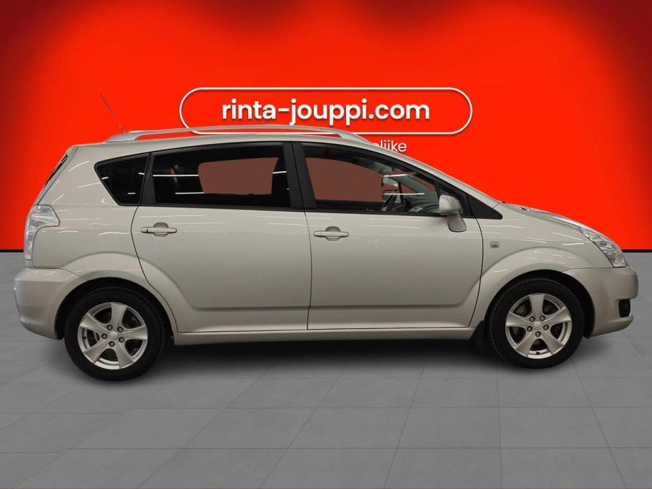 TOYOTA Corolla Verso 2008
