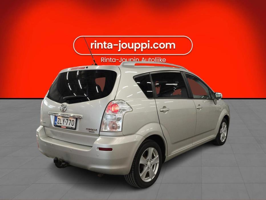 TOYOTA Corolla Verso 2008