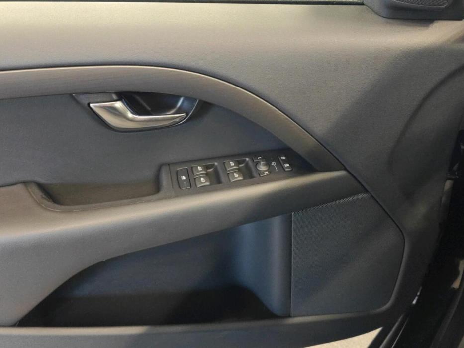 VOLVO XC70 2015