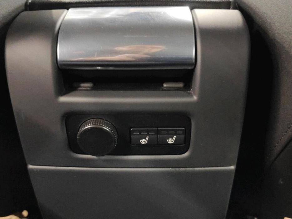VOLVO XC70 2015