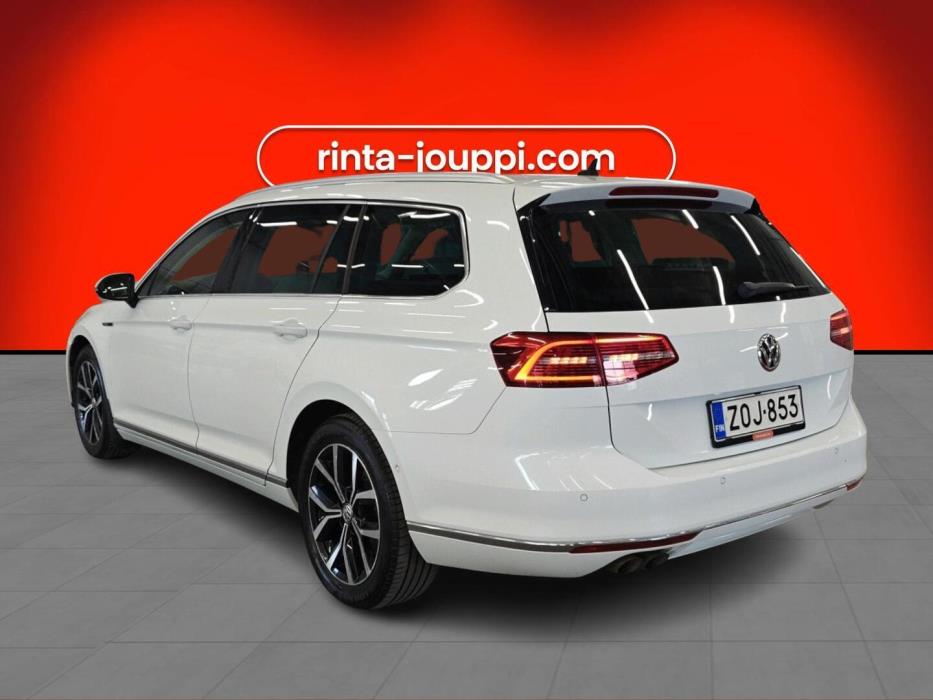 VOLKSWAGEN Passat 2016
