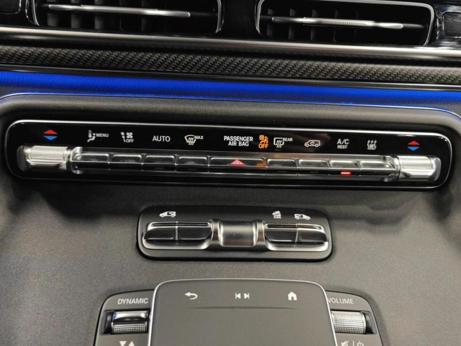 MERCEDES-BENZ V 2025