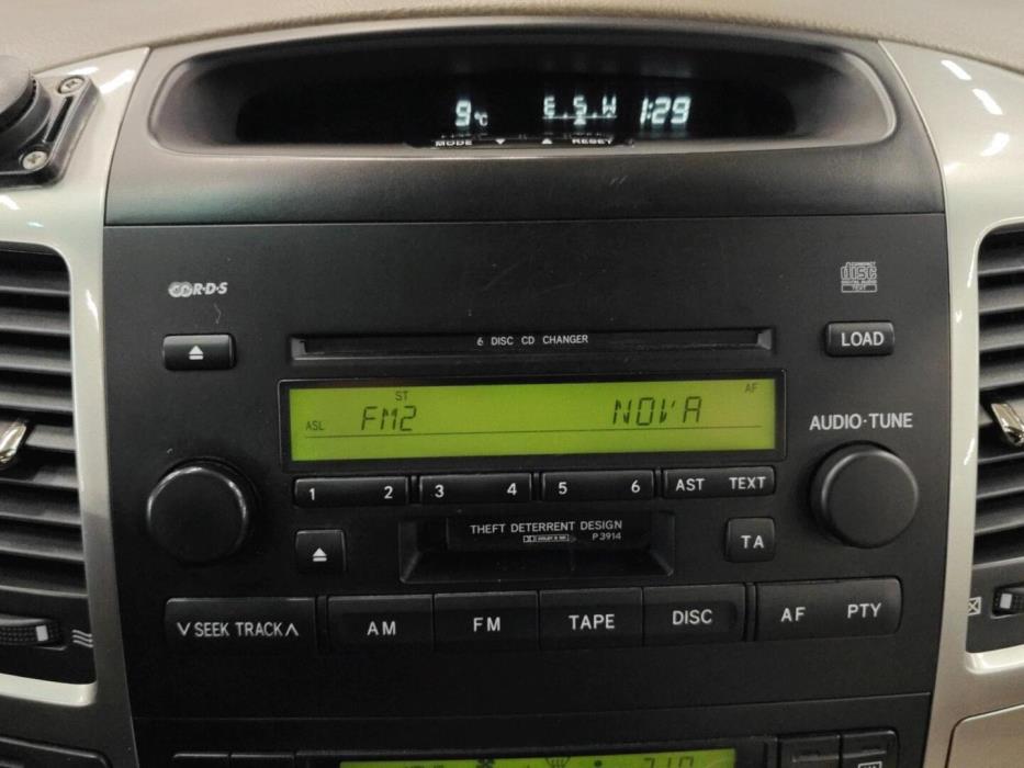 TOYOTA Land Cruiser 2004