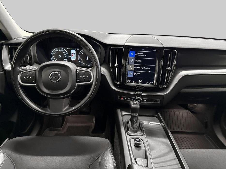 VOLVO XC60 2019