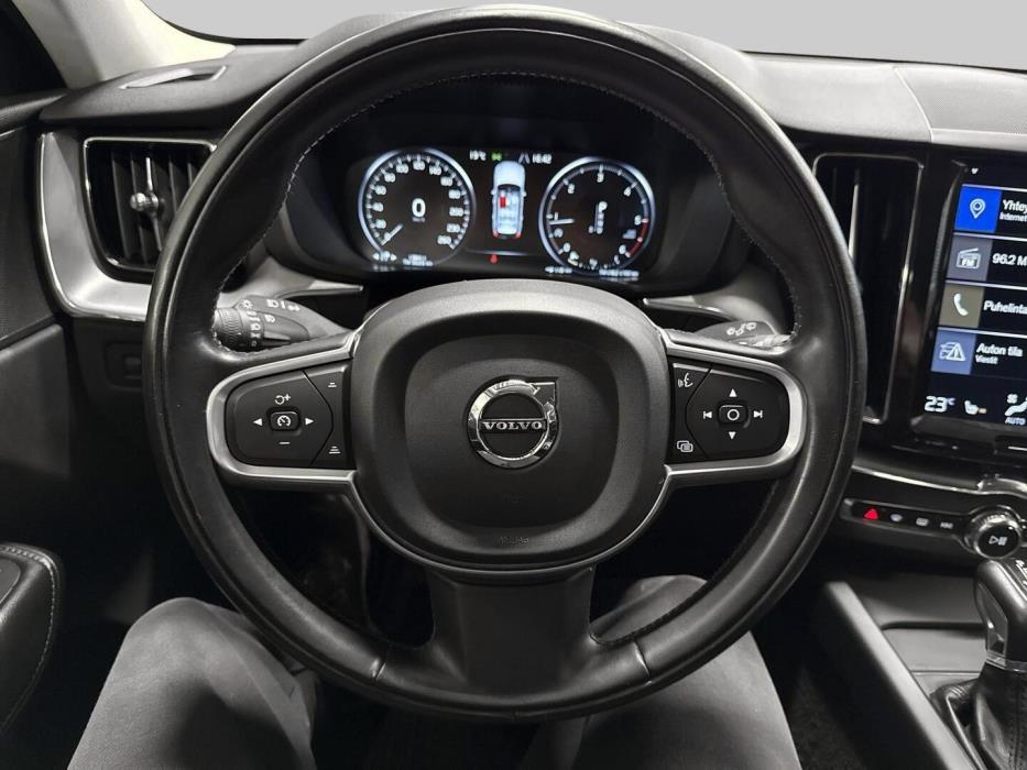 VOLVO XC60 2019