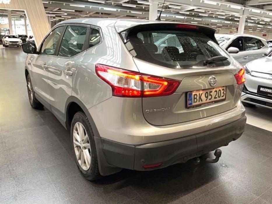 NISSAN QASHQAI 2017