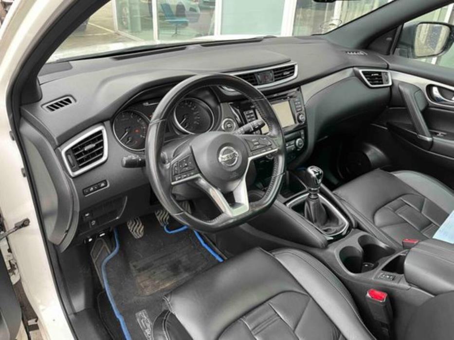 NISSAN QASHQAI 2019