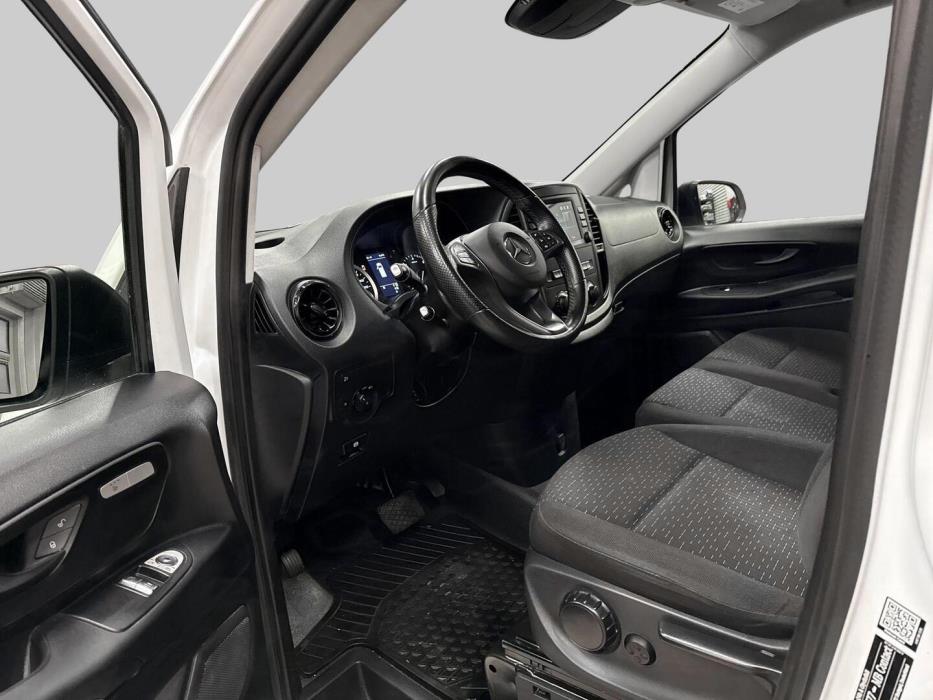 MERCEDES-BENZ VITO 2022