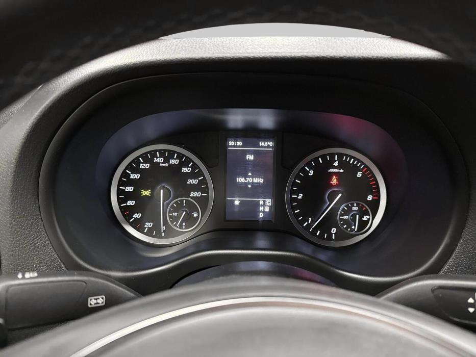 MERCEDES-BENZ VITO 2022