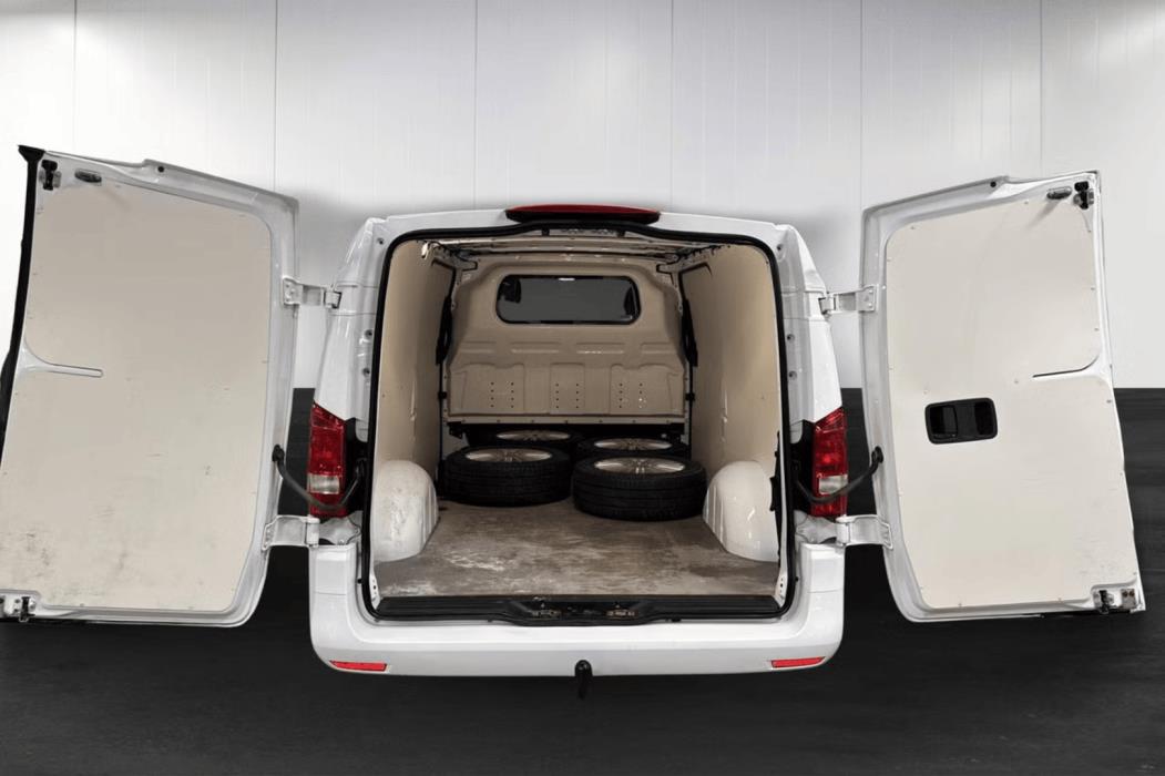 MERCEDES-BENZ VITO 2022