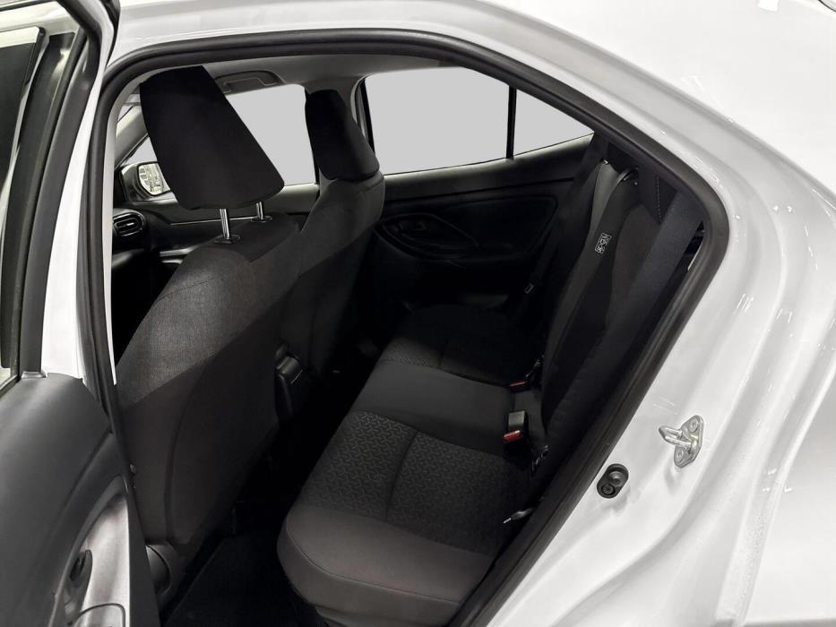 TOYOTA YARIS CROSS 2024