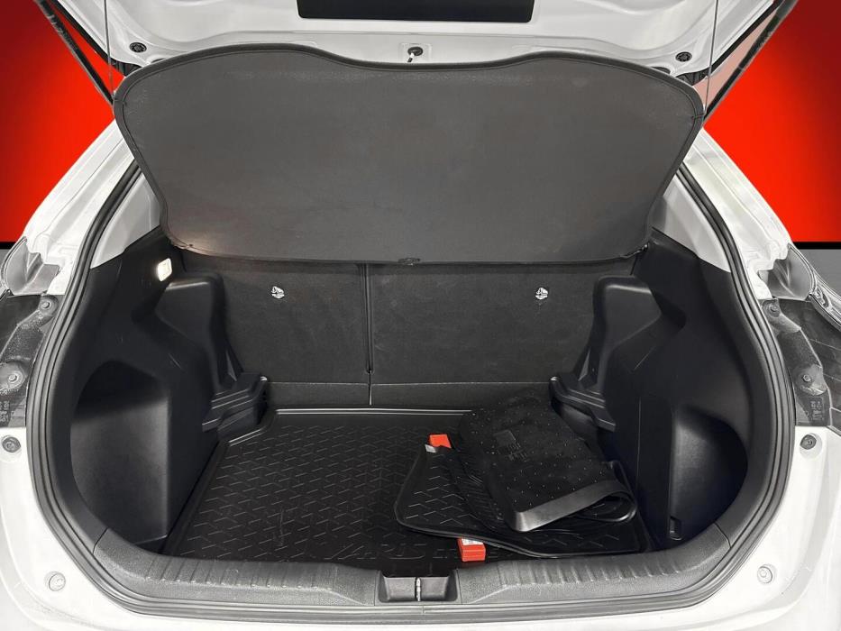 TOYOTA YARIS CROSS 2024