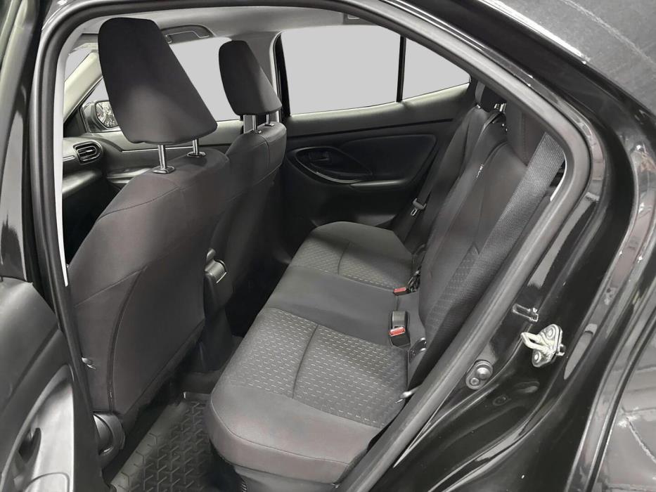 TOYOTA YARIS CROSS 2024