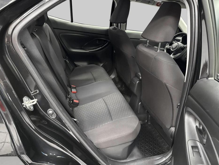 TOYOTA YARIS CROSS 2024