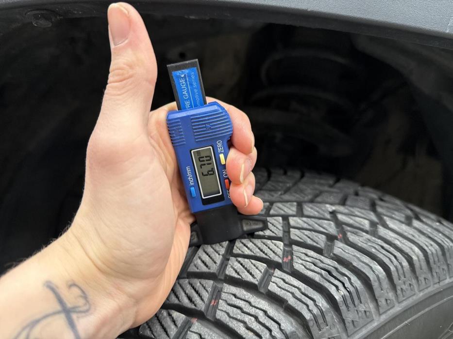 TOYOTA YARIS CROSS 2024