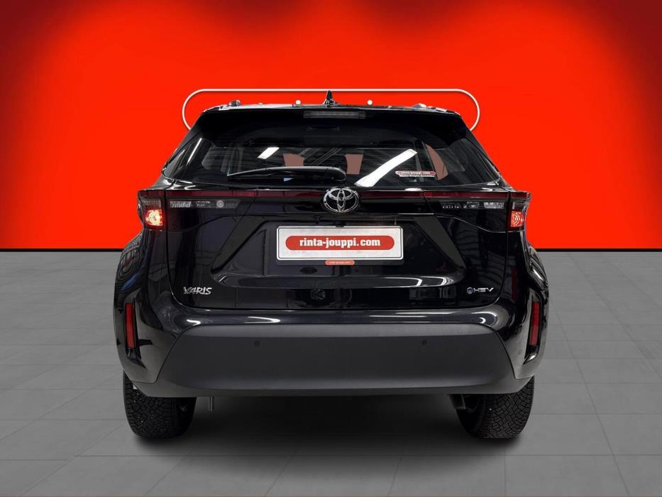 TOYOTA YARIS CROSS 2024