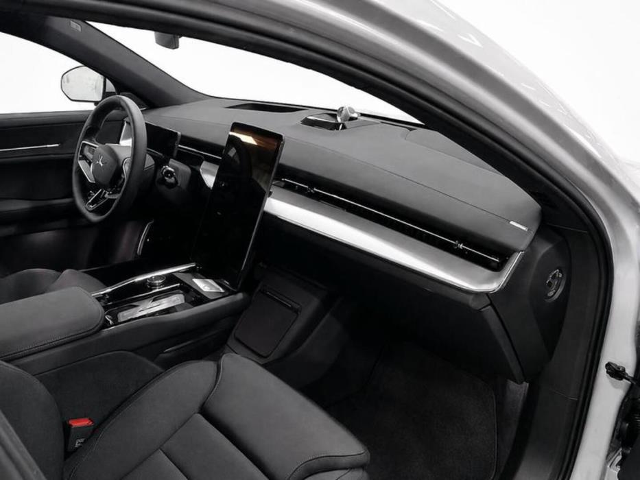 POLESTAR 3 2025