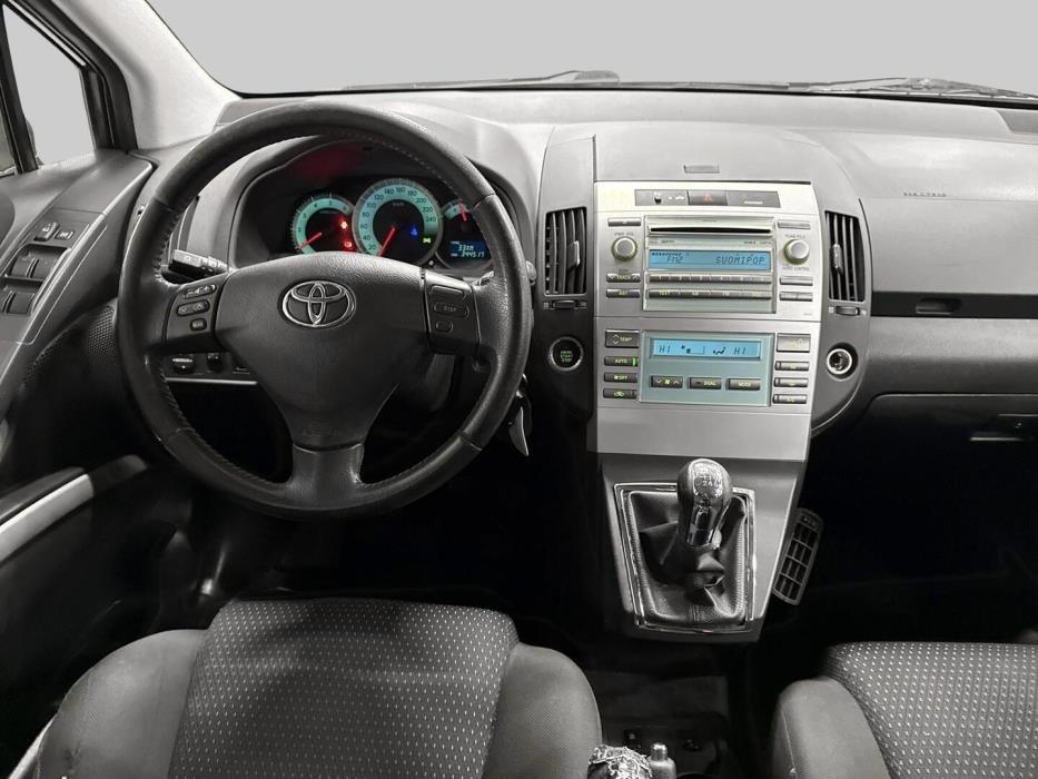 TOYOTA Corolla Verso 2009