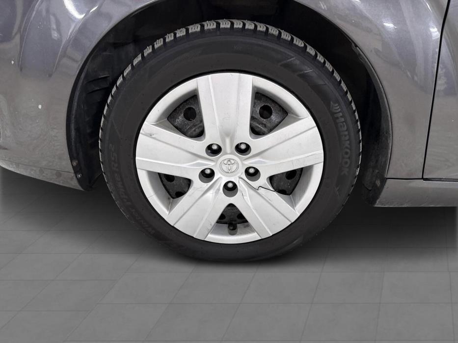 TOYOTA Corolla Verso 2009