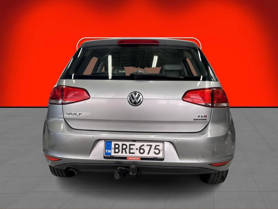 VOLKSWAGEN Golf 2013