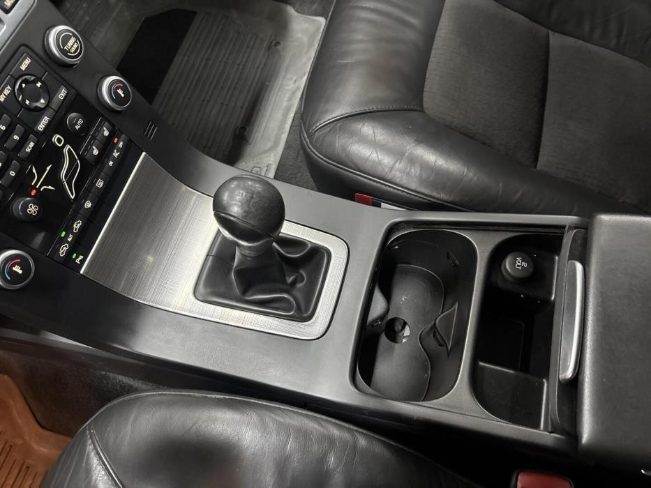 VOLVO V70 2008