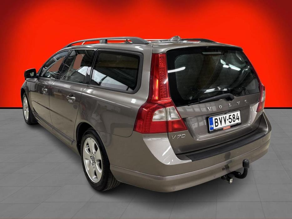 VOLVO V70 2008