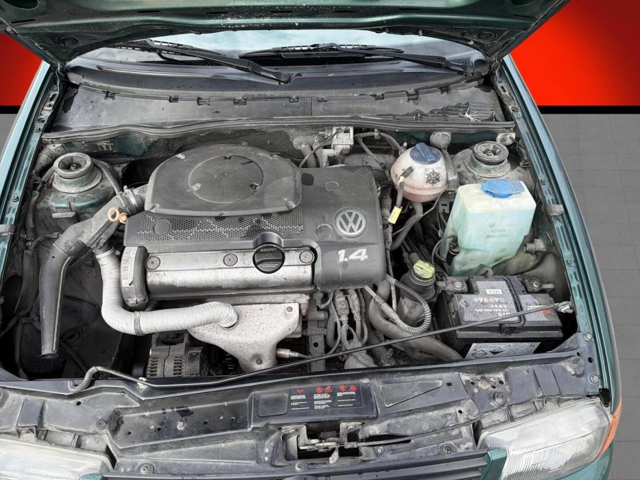 VOLKSWAGEN Polo 1999