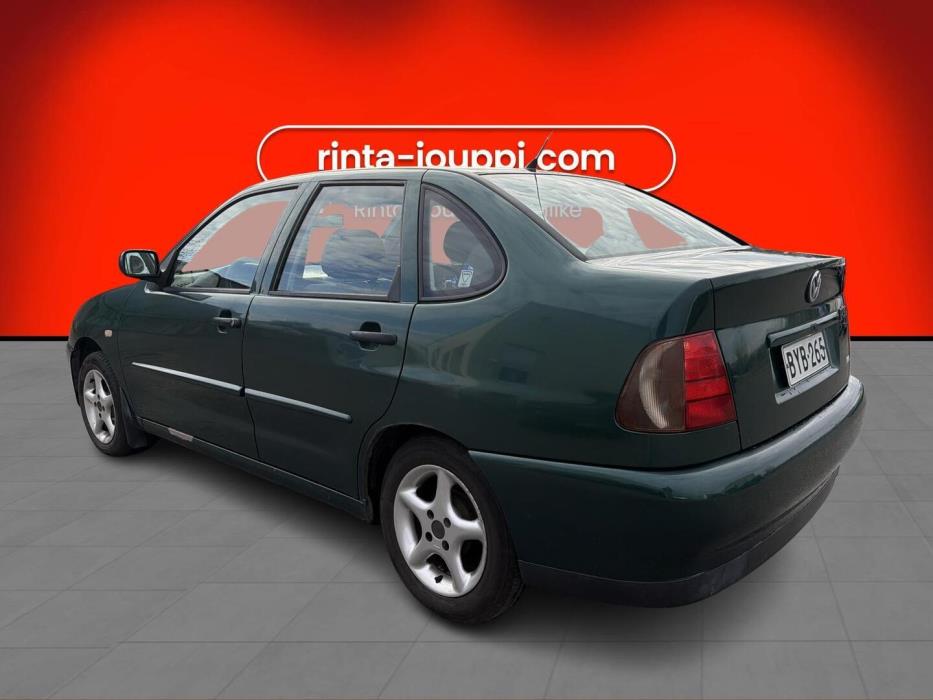 VOLKSWAGEN Polo 1999
