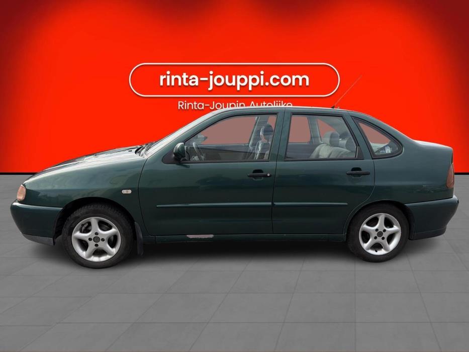 VOLKSWAGEN Polo 1999