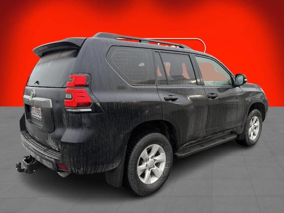 TOYOTA LAND CRUISER 2018