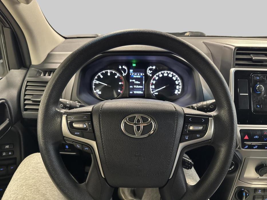 TOYOTA Land Cruiser 2020