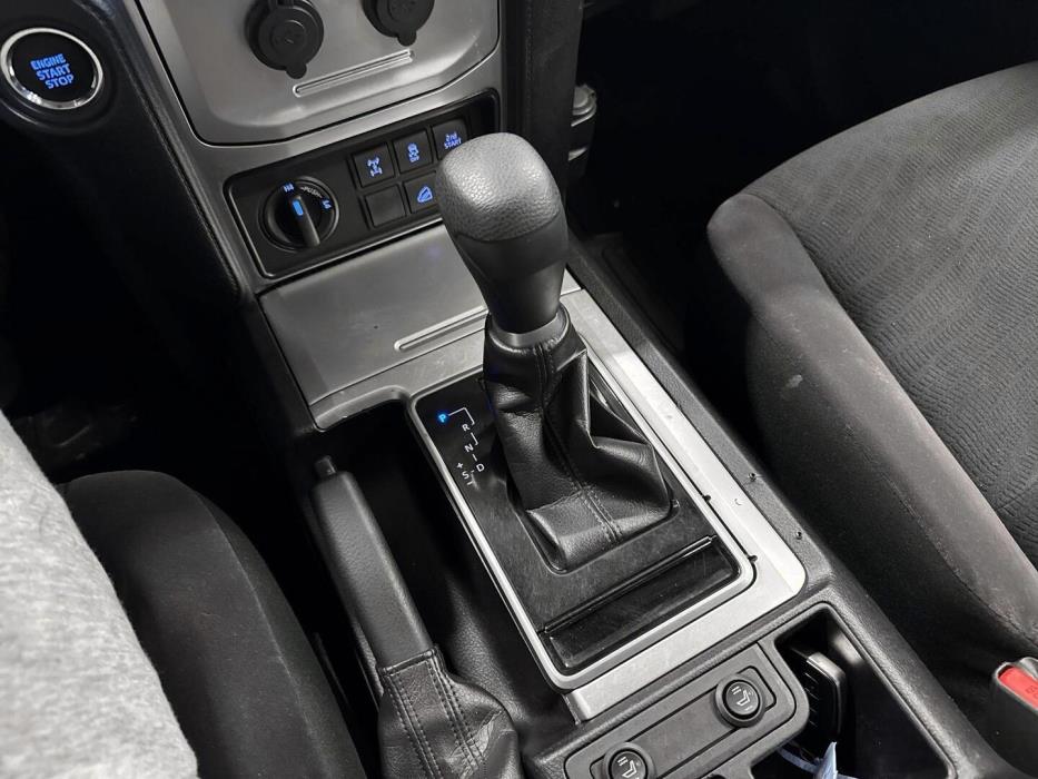 TOYOTA Land Cruiser 2020