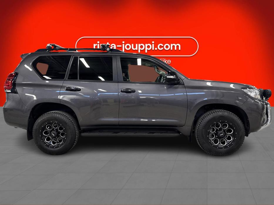 TOYOTA Land Cruiser 2020