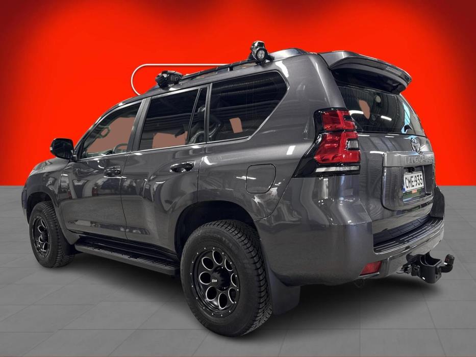 TOYOTA Land Cruiser 2020