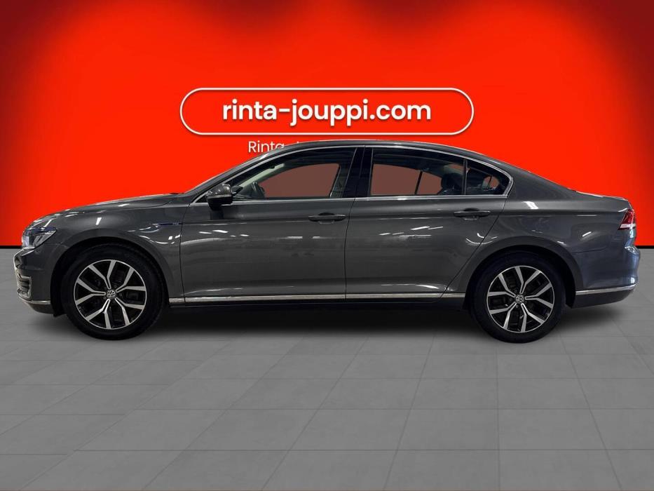 VOLKSWAGEN Passat 2016