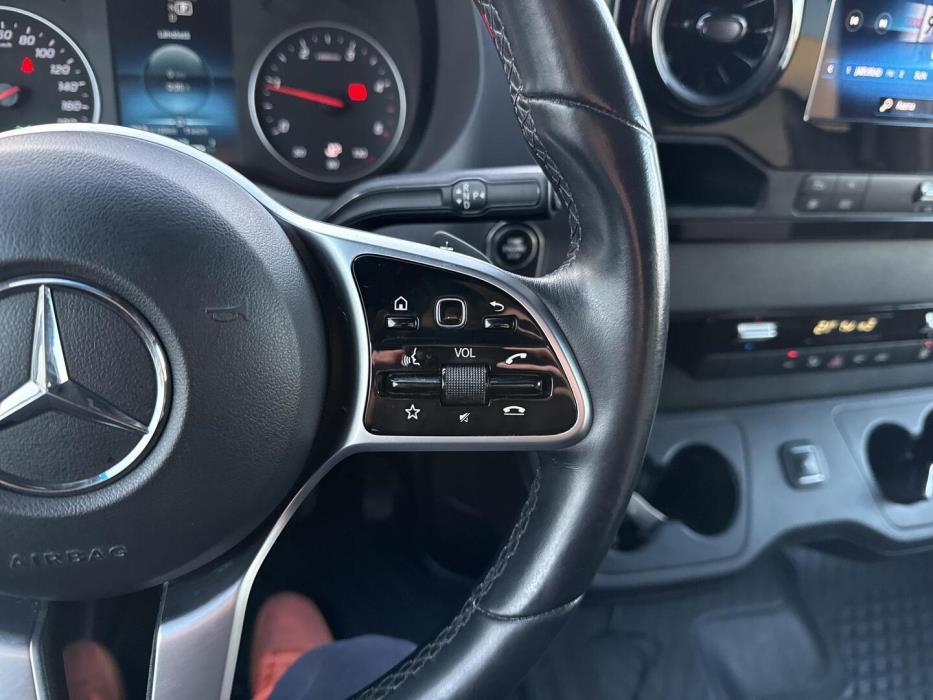 MERCEDES-BENZ Sprinter 2019