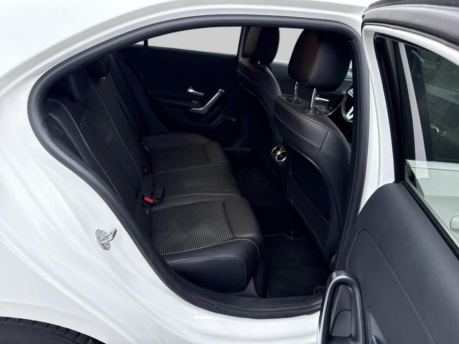 MERCEDES-BENZ A 2019