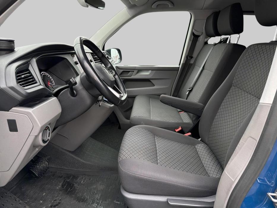 VOLKSWAGEN Caravelle 2020