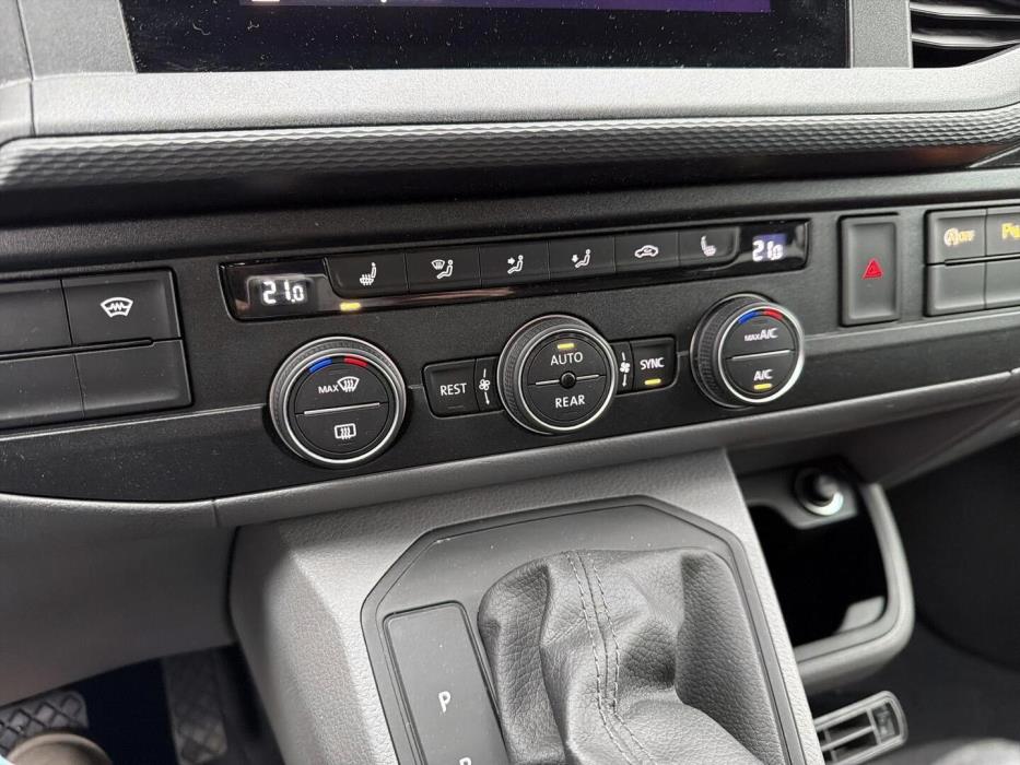 VOLKSWAGEN Caravelle 2020