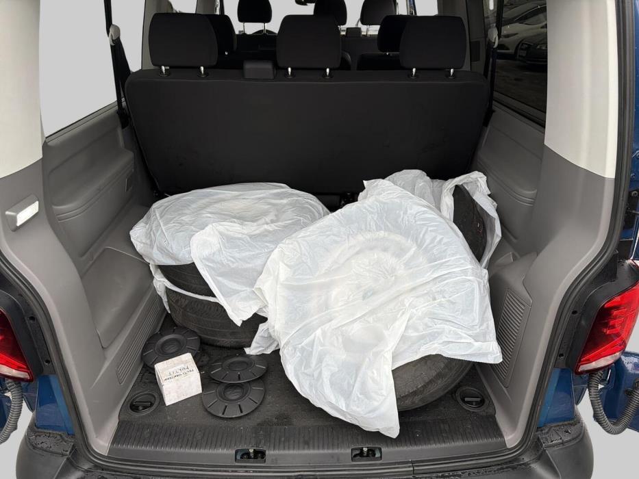 VOLKSWAGEN Caravelle 2020