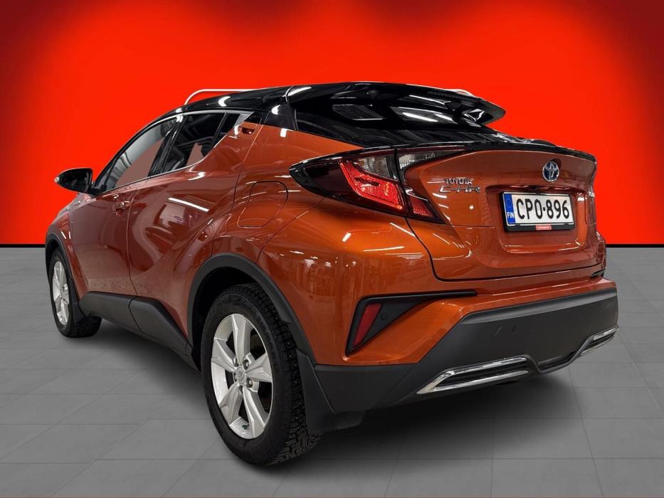 TOYOTA C-HR 2021