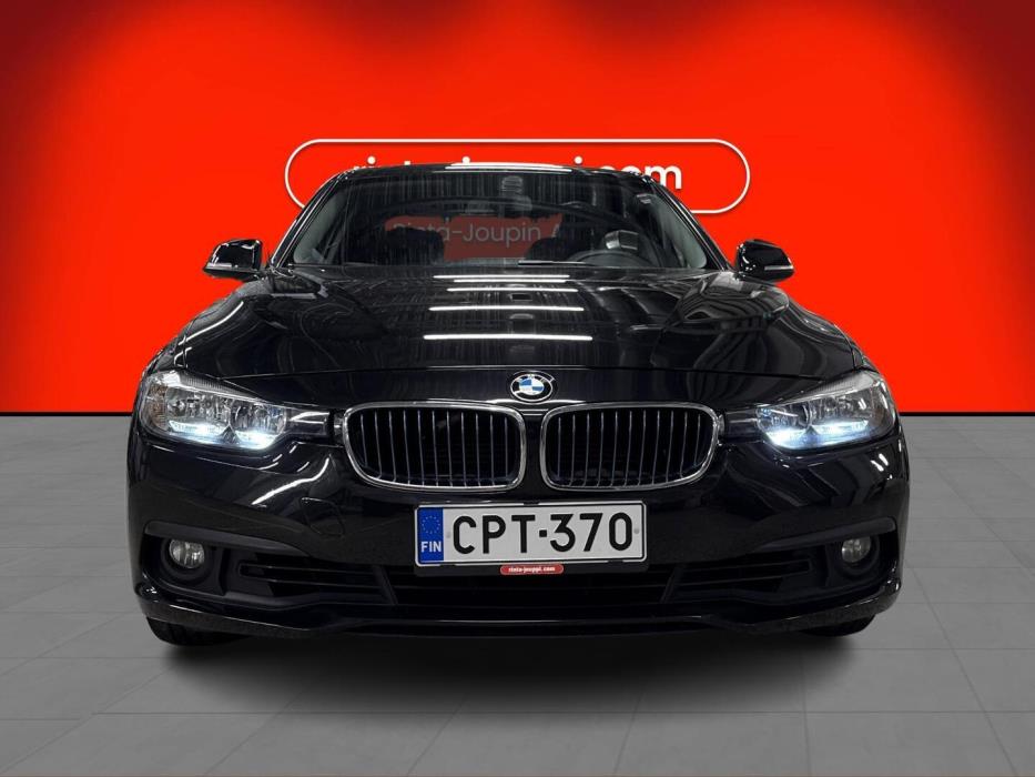 BMW 330 2016
