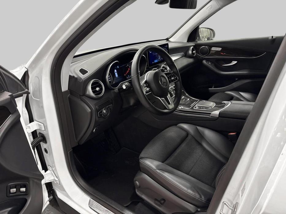 MERCEDES-BENZ GLC 2021