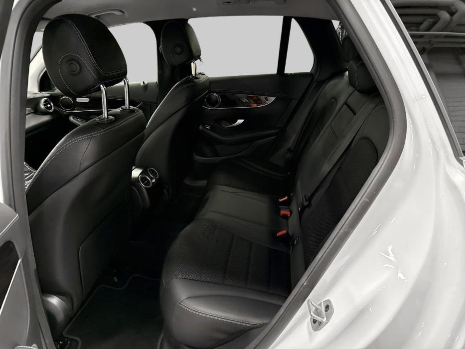 MERCEDES-BENZ GLC 2021