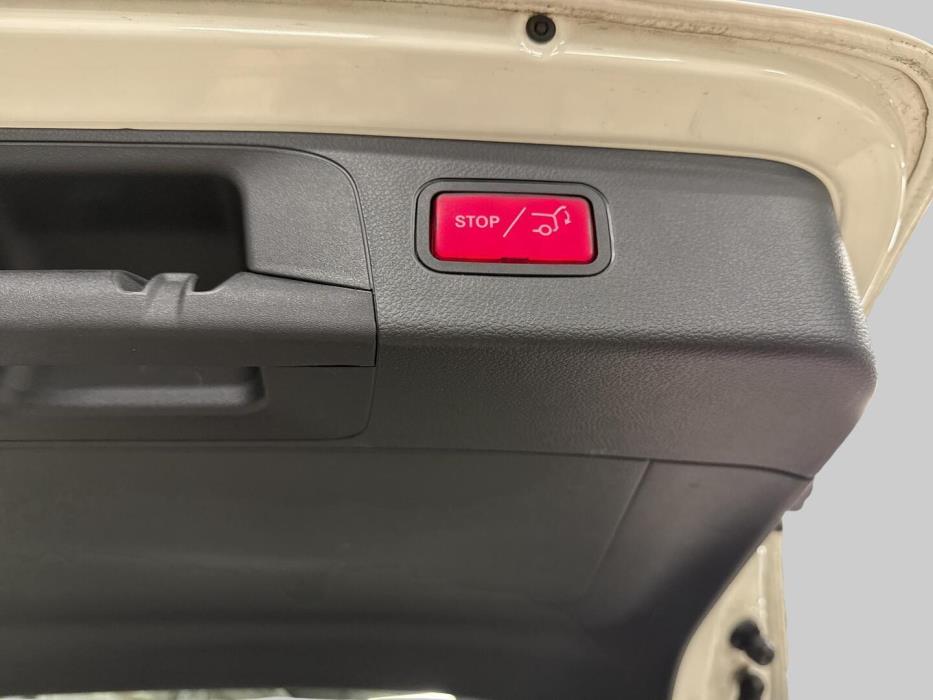 MERCEDES-BENZ GLC 2021