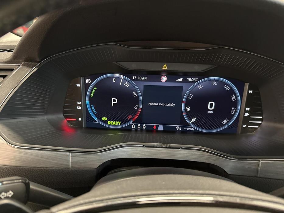 SKODA Superb 2022