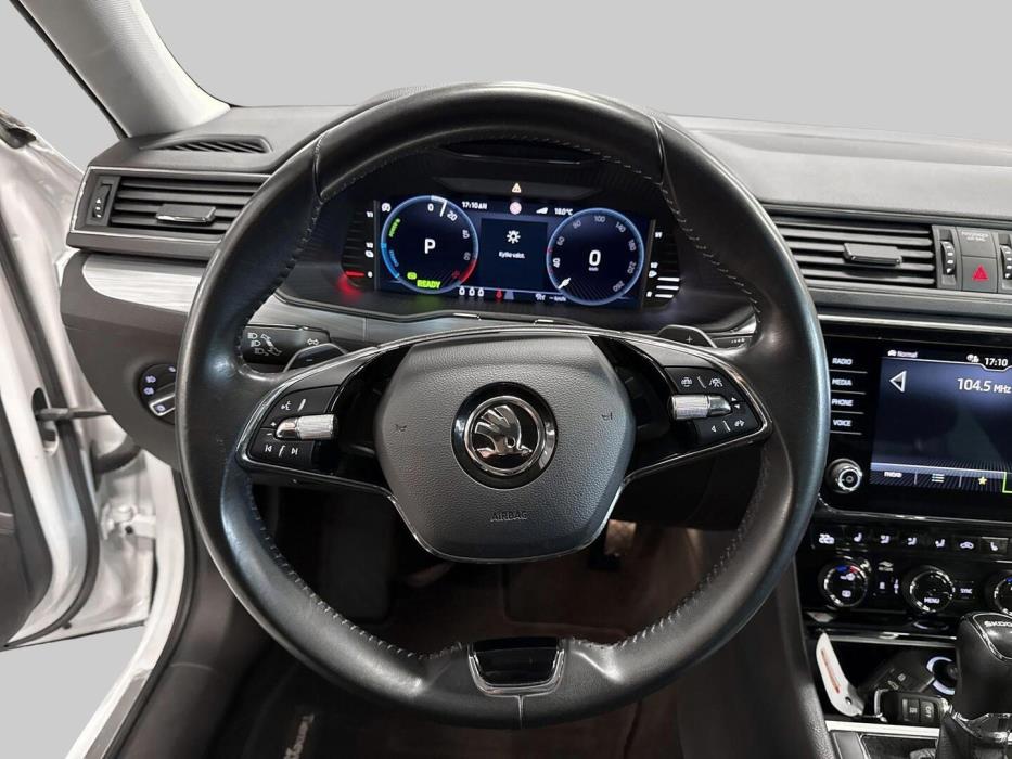 SKODA Superb 2022