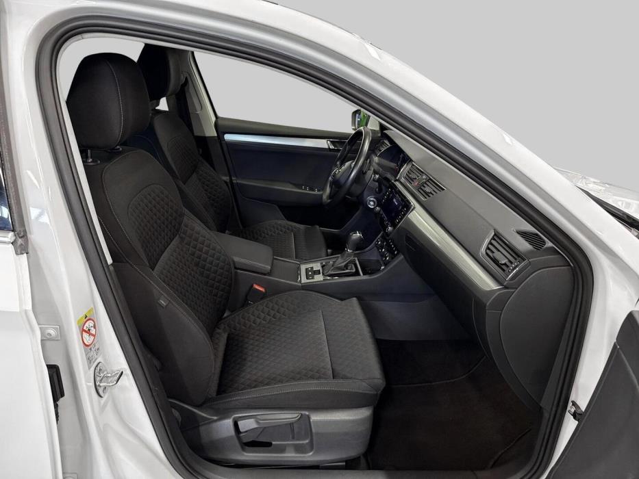 SKODA Superb 2022