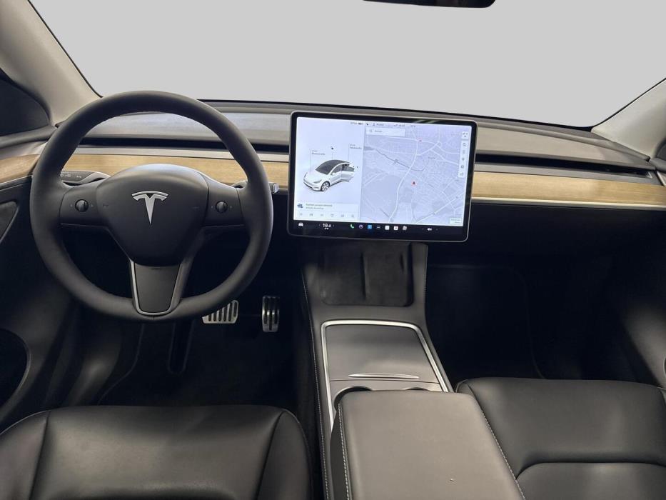 TESLA MODEL Y 2021