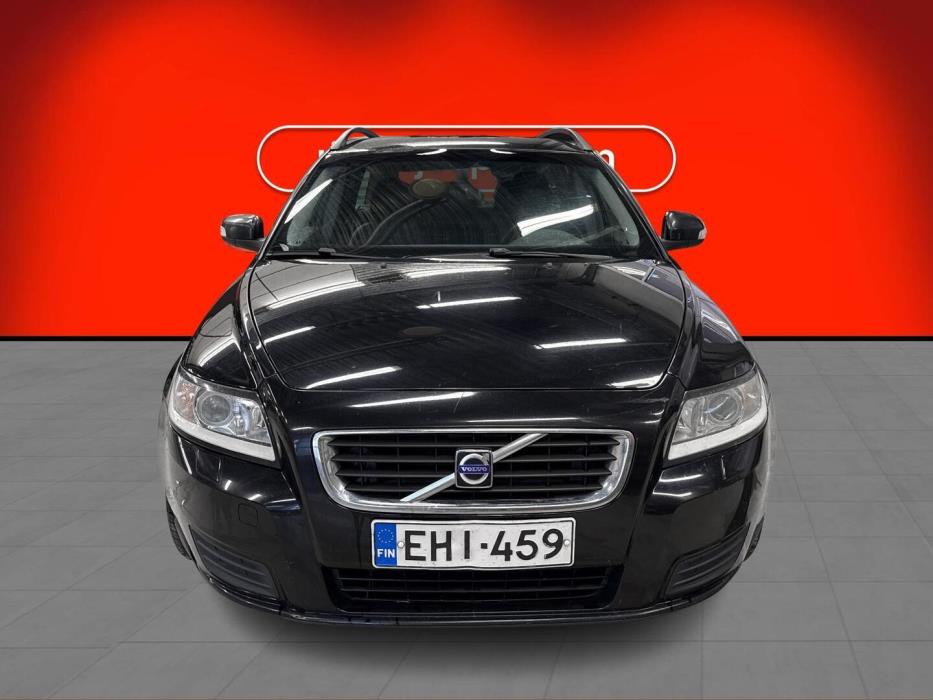 VOLVO V50 2009